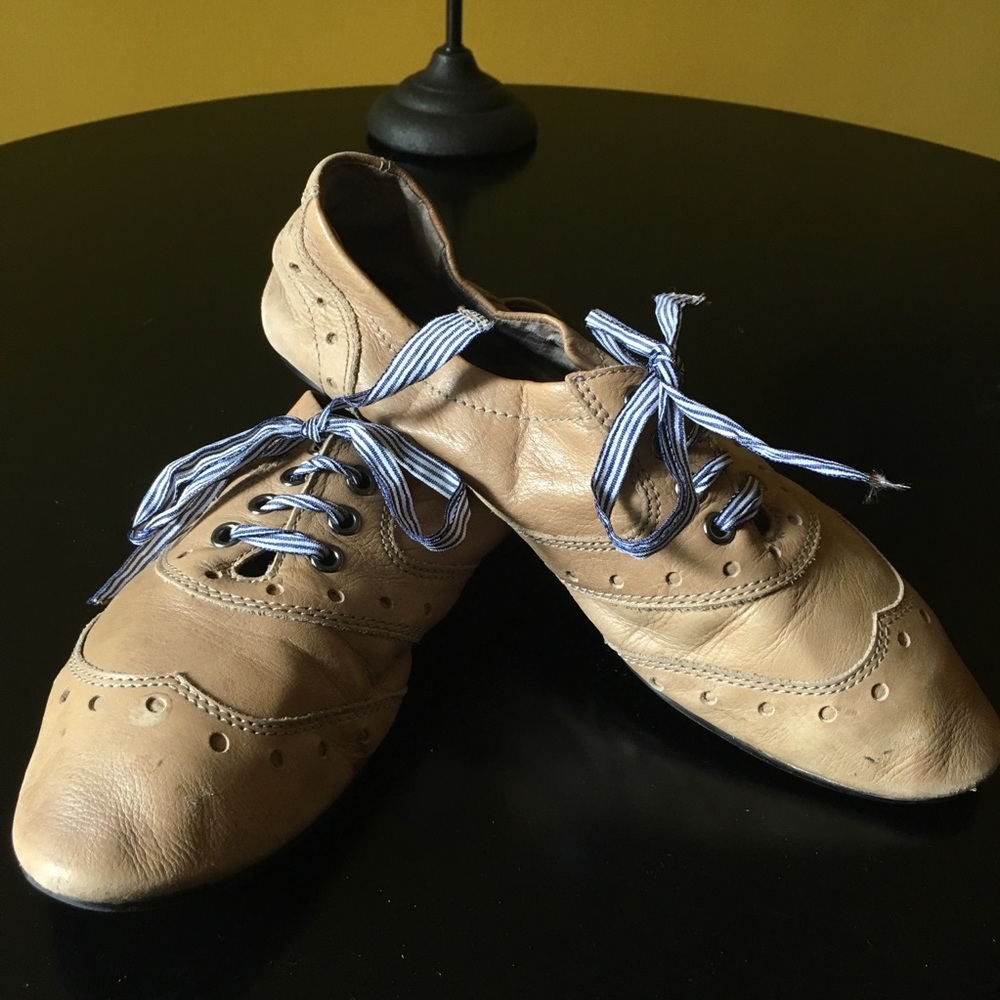 Cuuute soft leather BP shoes size 9.5
